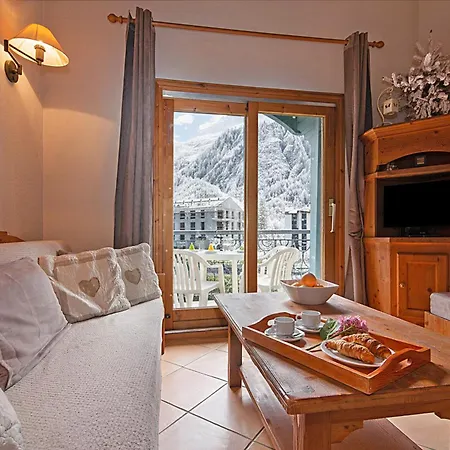 Le Cristal - Lognan 7 - Happy Apartman *