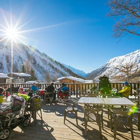 Le Cristal Lognan 7 Mountain View - Happy