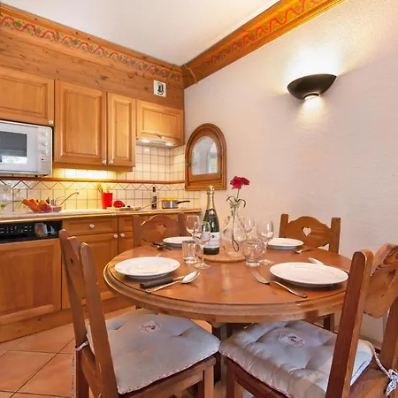 Апартаменты Le Cristal Lognan 7 Mountain View - Happy Шамони
